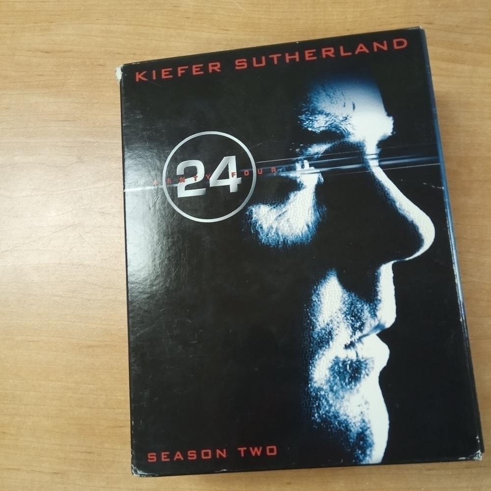24 DVD Set Season 2 Kiefer Sutherland